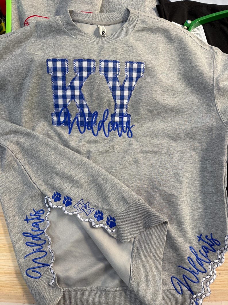 Custom Gingham Applique Side Slit Crewneck Sweatshirt, Personalized Mascot Paw Embroidery Game Day Pullover