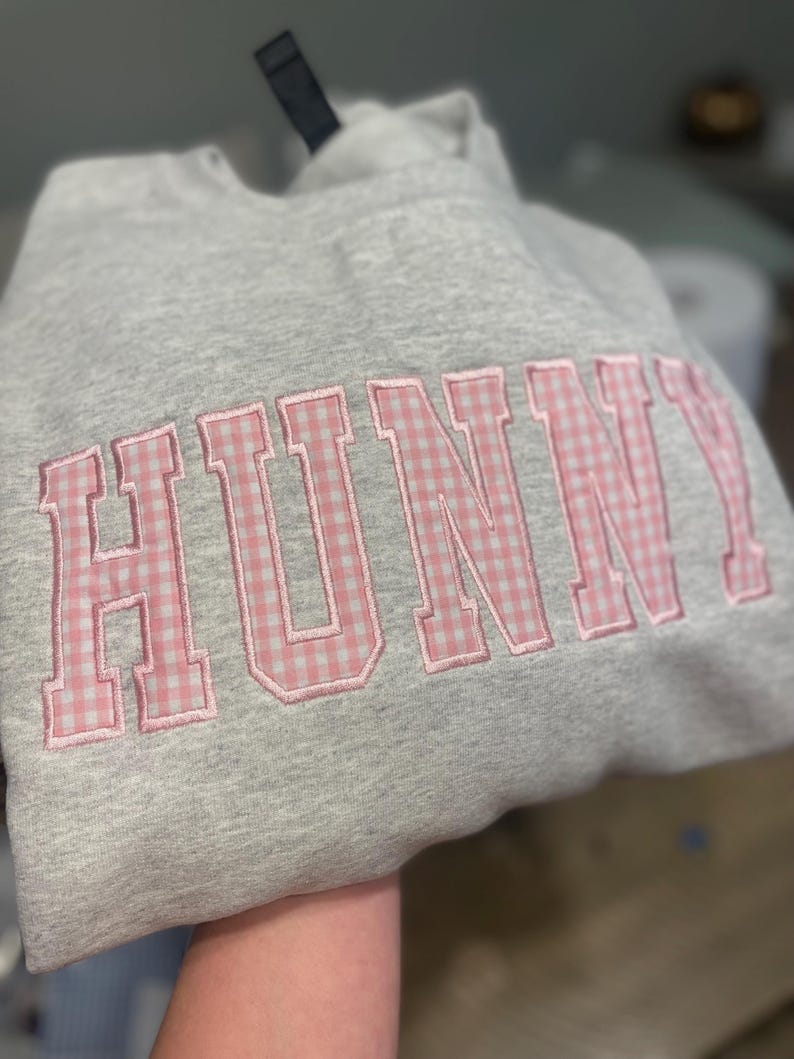 Custom Gingham Applique Sweatshirt Personalized Patchwork Game Day Crewneck for Women and Sports Fans