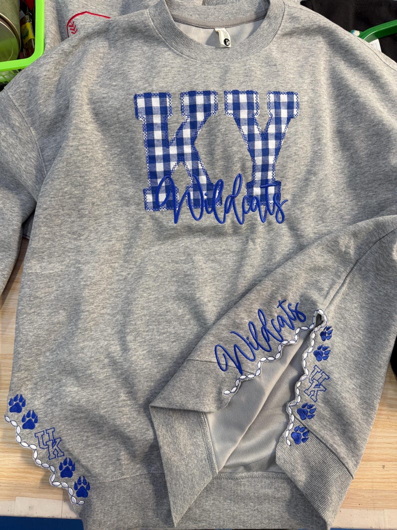 Custom Gingham Applique Side Slit Crewneck Sweatshirt, Personalized Mascot Paw Embroidery Game Day Pullover
